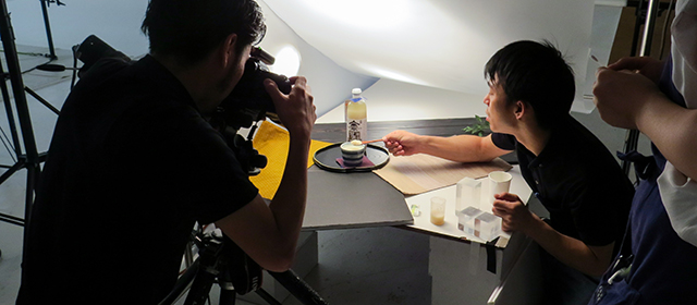 撮影現場カメラマン